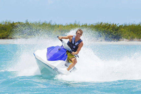 Jet ski ride - Fiyavalhu Resort Maldives