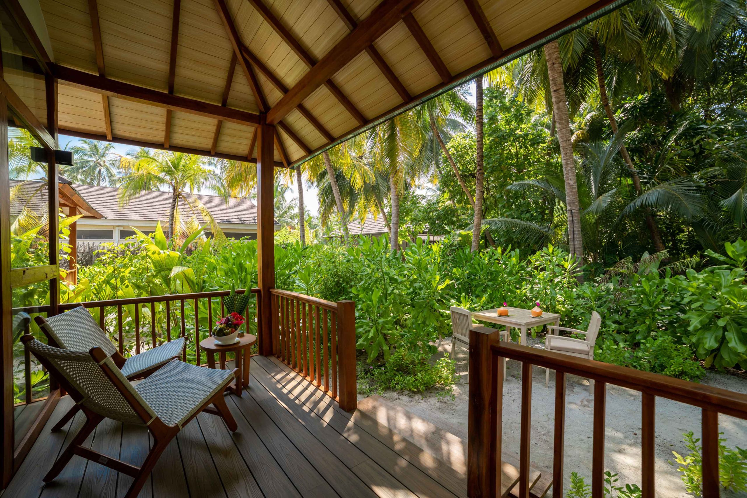 Deluxe-Garden-Villa-View - Fiyavalhu Resort Maldives